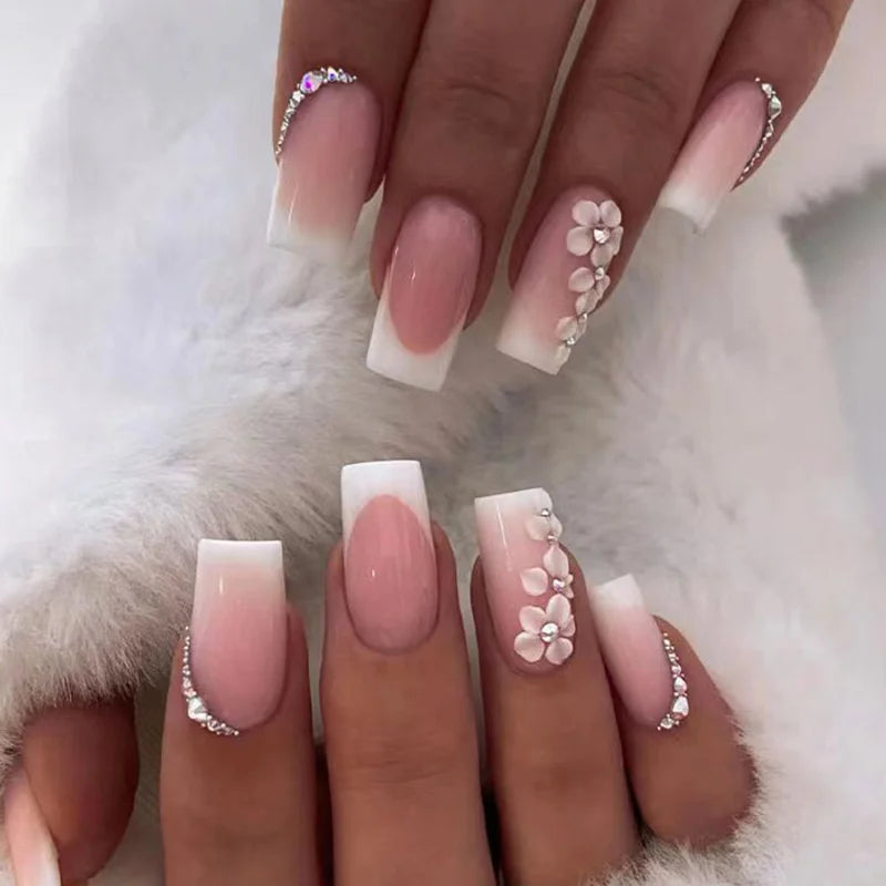 💅 Kit Press-On Nails “Perfect French”